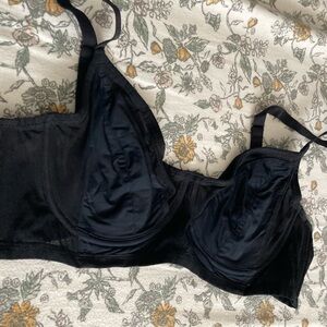 Black Mesh Satin-like materials Bralette Bra with Underwire, Clasps, 36 C